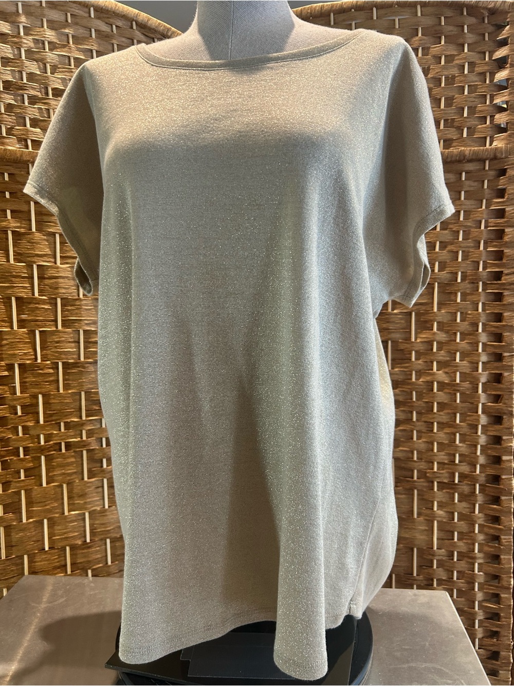 Metallic Gold Shimmer Knit Top Chico’s Size 3 XL Short Sleeve Draped